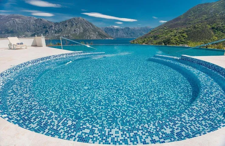 Ferienwohnung für 8 Personen, mit Garten und Pool sowie Ausblick und Sauna, mit Haustier - 1