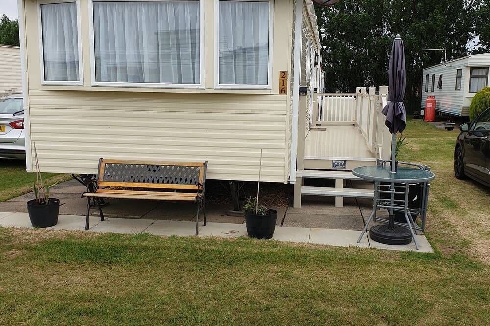 Chalet for 6 People in Chapel St. Leonards, Lincolnshire