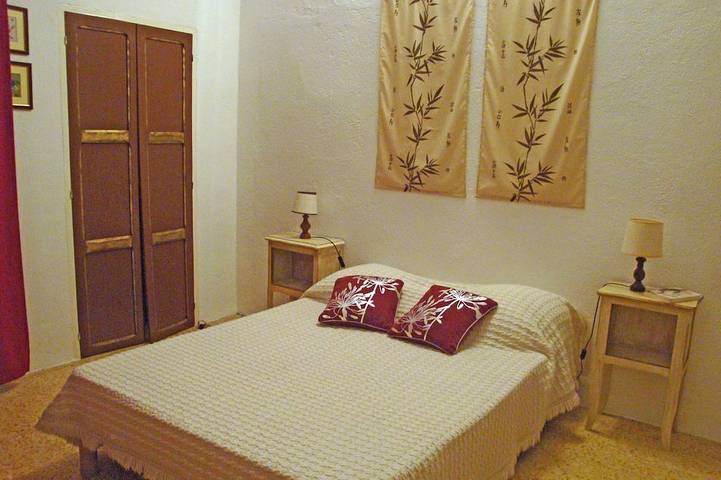 Gîte pour 6 personnes, avec terrasse à Occhiatana - 4