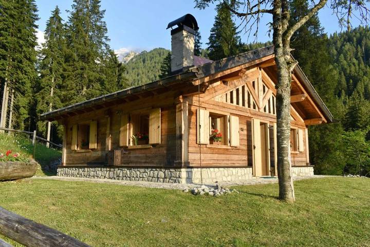 Chalet für 6 Personen, mit Garten und Ausblick im Trentino