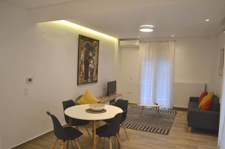 Ferienwohnung für 2 Personen, mit Balkon in Thessaloniki