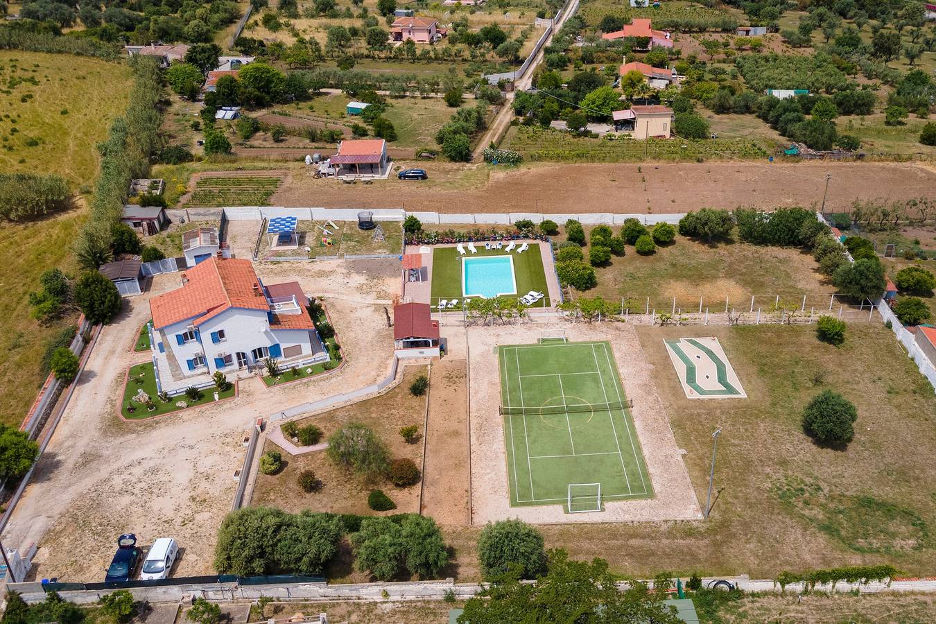 Villa Sara" con piscina privata, Wi-Fi e aria condizionata in Sorso, Provincia di Sassari