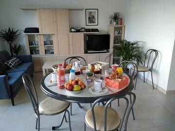 Chambre d’hôte pour 4 personnes, avec jardin à Bezannes