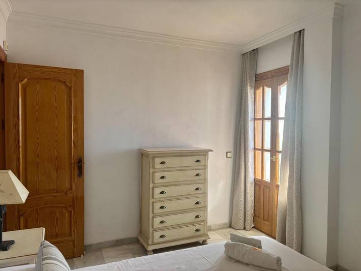 Casa rural para 14 personas, con balcón además de jardín y piscina en Torre del Mar - 3