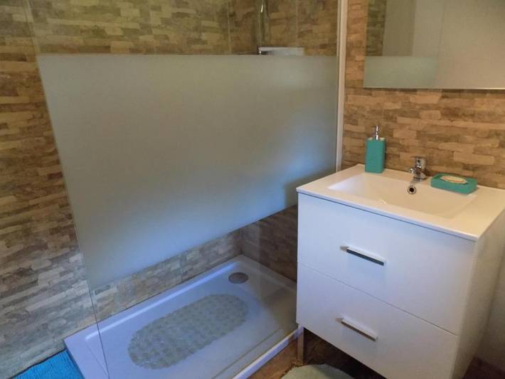 Chambre d’hôte pour 3 personnes, avec vue ainsi que piscine et jardin, adapté aux familles en Ille-et-Vilaine - 3