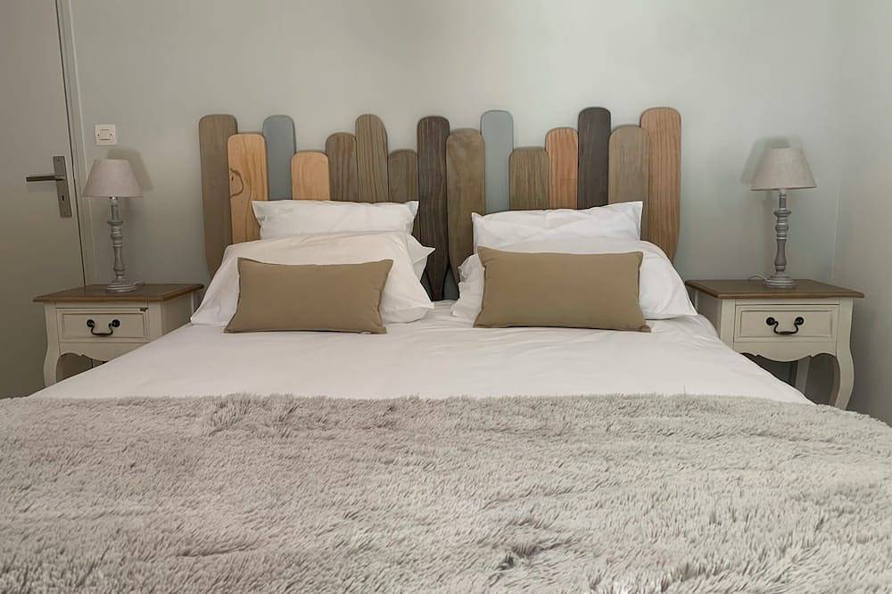 Luxury property Tours Loire Valley in Luynes, Tours region