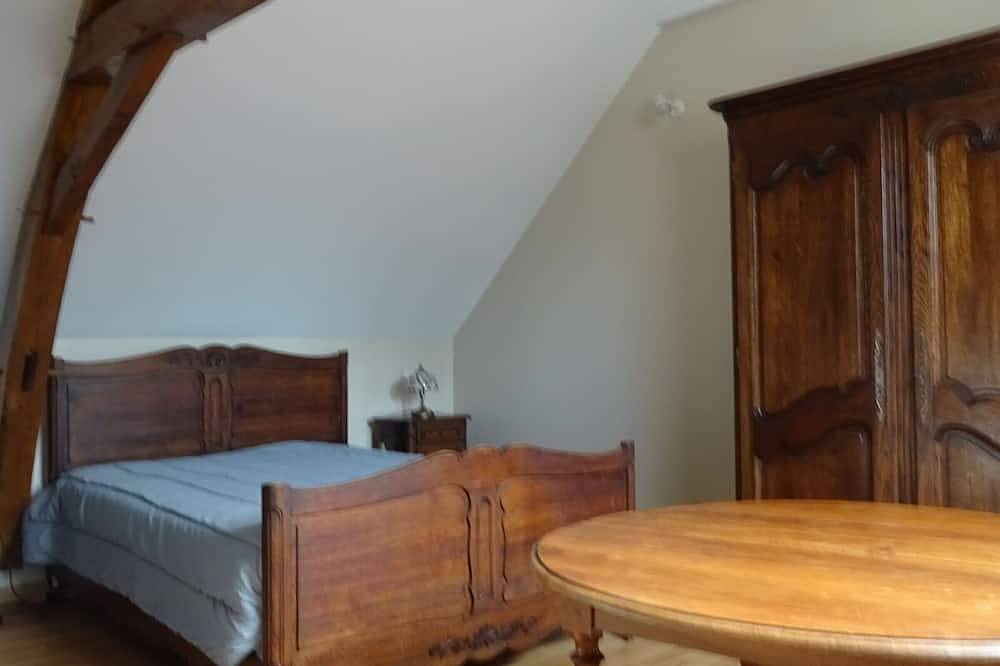 Gîte familial avec jardin et vélos, proche Le Mans in Saint-Gervais-en-Belin, Sarthe