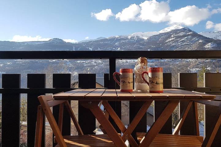 Ganze Wohnung, Große Studio-Hütte mit herrlichem Blick auf die Berge in Vallouise, Nationalpark Écrins