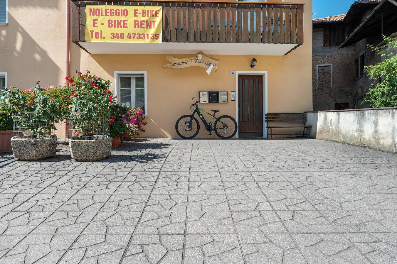 Appartamento intero, Appartamento 'Vento Alpino Piccolo' con Balcone e Wi-Fi in Coredo, Predaia
