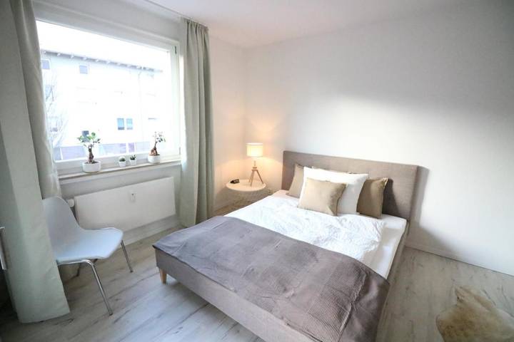 Ferienwohnung für 2 Personen, mit Balkon in Langenhagen - 2