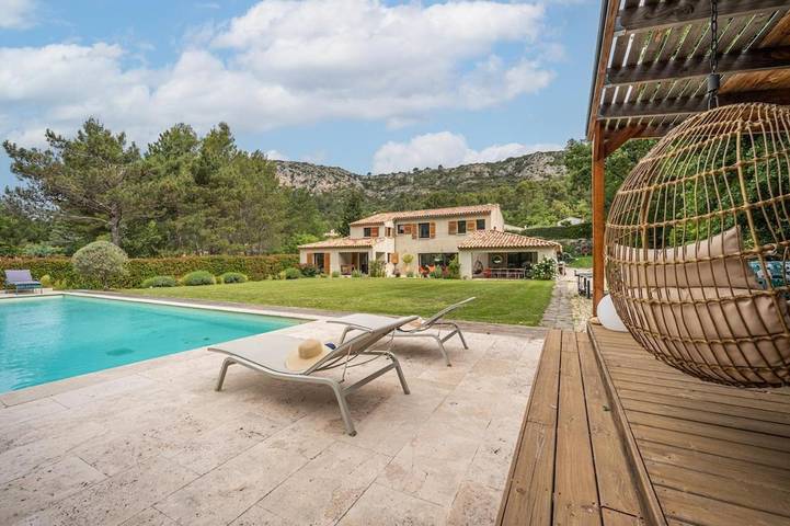 Villa pour 8 personnes, avec piscine et terrasse - 1
