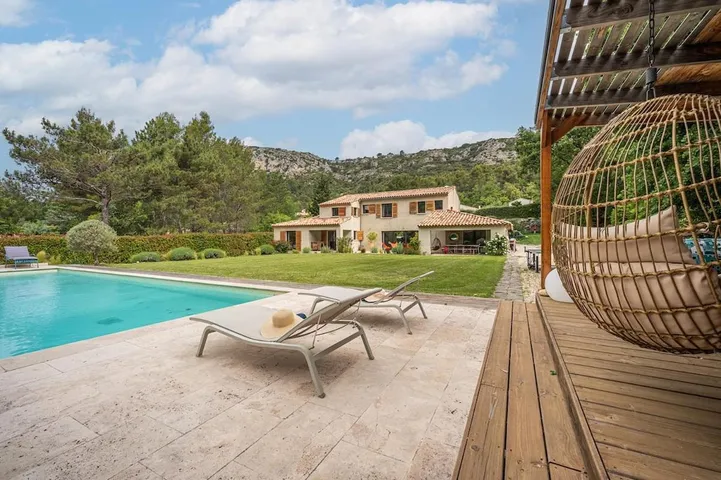 Chalet para 8 personas, con piscina y terraza - 1