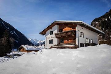 Ferienhaus für 6 Personen, mit Garten und Ausblick, mit Haustier im Stubaital