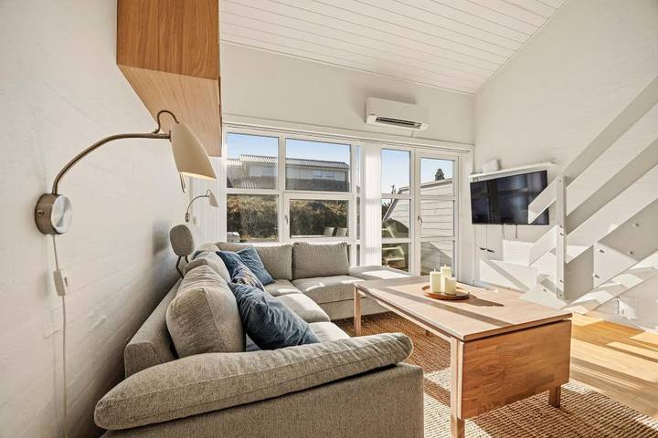 Ferienhaus mit Meerblick für 6 Personen, mit Sauna und Pool sowie Terrasse und Balkon/Terrasse in Vejers Strand - 3