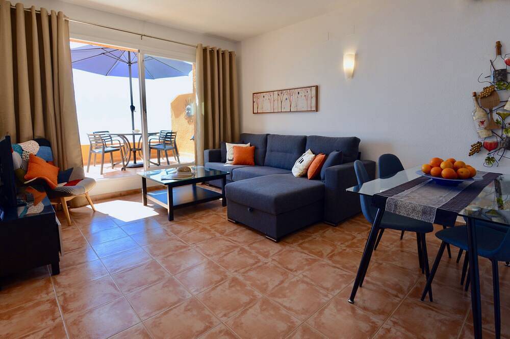 Appartement entier, Un Appartement de luxe de 2 chambres dans la Belle Pueblo Panorama à Cumbre del Sol in Poble Nou de Benitatxell, Costa Blanca