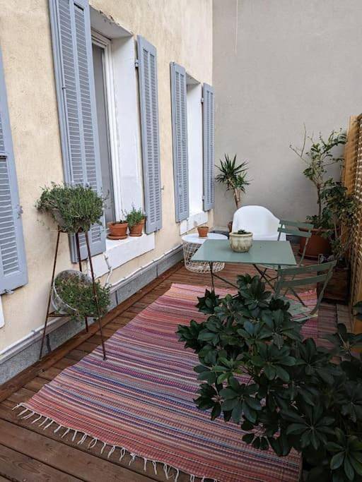 Gîte pour 2 personnes, avec Terrasse et Vue dans Vauban