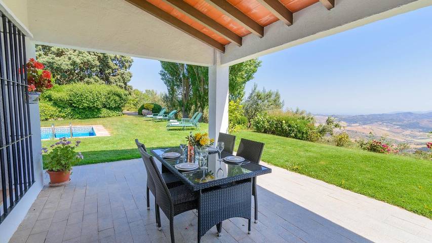 Chalet para 4 personas, con balcón/terraza, Se admiten mascotas en Antequera - 4