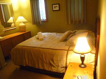 Chalet for 24 Guests in Killington, Vermont, Picture 3