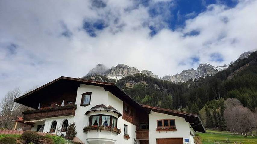 Ferienwohnung für 2 Personen, mit Ausblick, kinderfreundlich in Tannheimer Tal