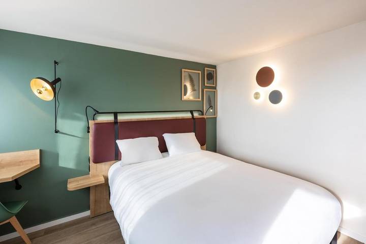 Hôtel pour 2 personnes, avec terrasse, animaux acceptés à Puilboreau - 4