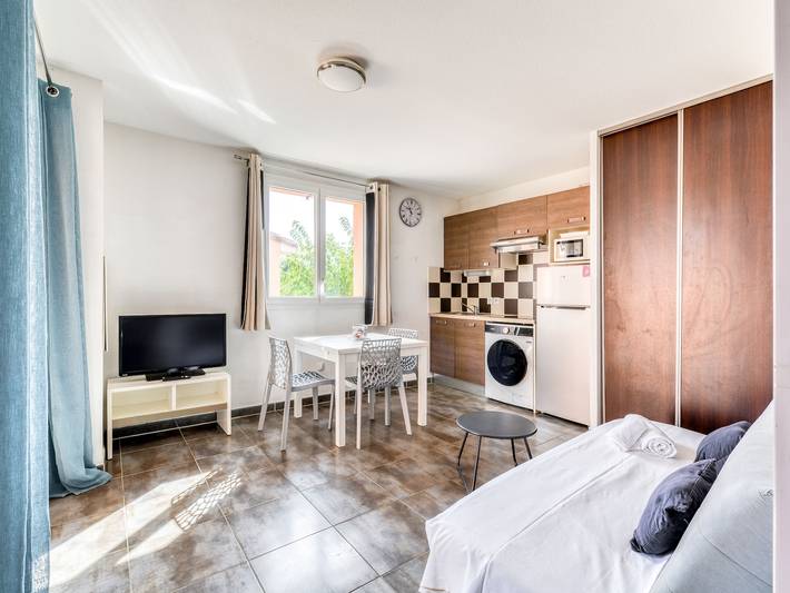 Hôtel pour 6 personnes, avec balcon et piscine à Latour-Bas-Elne