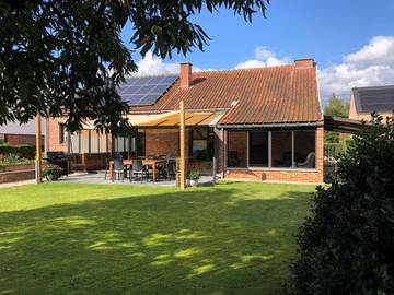 Location de vacances pour 8 personnes, avec jardin ainsi que vue et sauna à Heusden-Zolder