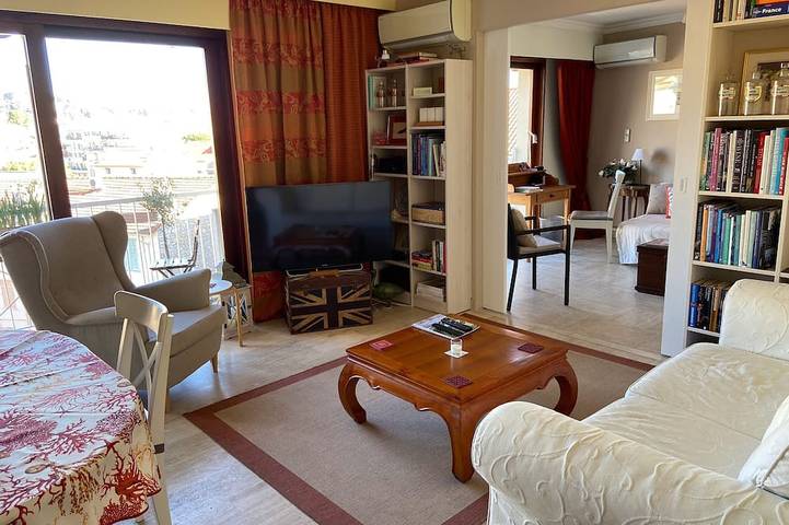 Appartement de vacances pour 4 personnes, avec piscine et balcon