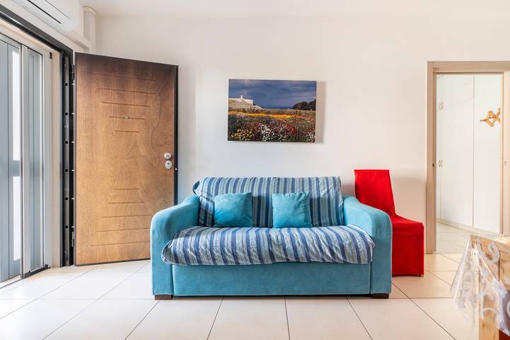 Hel lägenhet, Apartment 'A Due Passi Dal Centro Bilo' with Balcony, Wi-Fi and Air Conditioning in Otranto, Otranto region