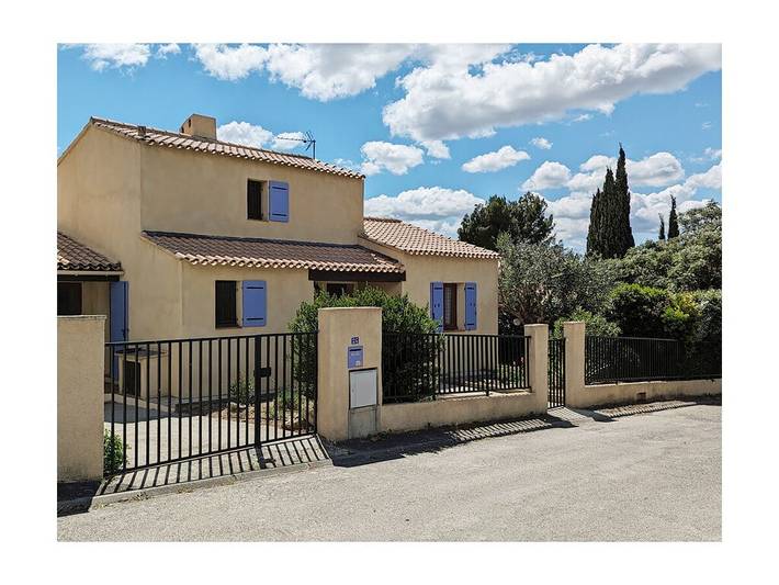 Gemütliche 90 m² große Wohnung mit Pool, Garage und Garten, 600 m vom Zentrum von Armissan entfernt in Armissan, Côte d'Améthyste