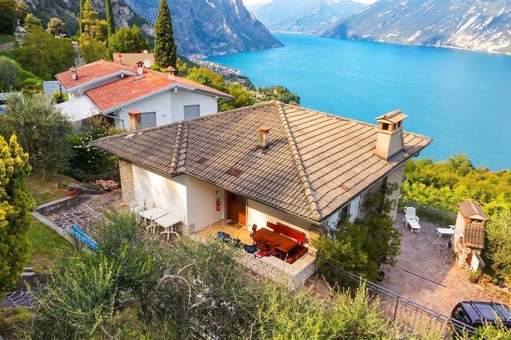 Villa für 5 Personen, mit Garten