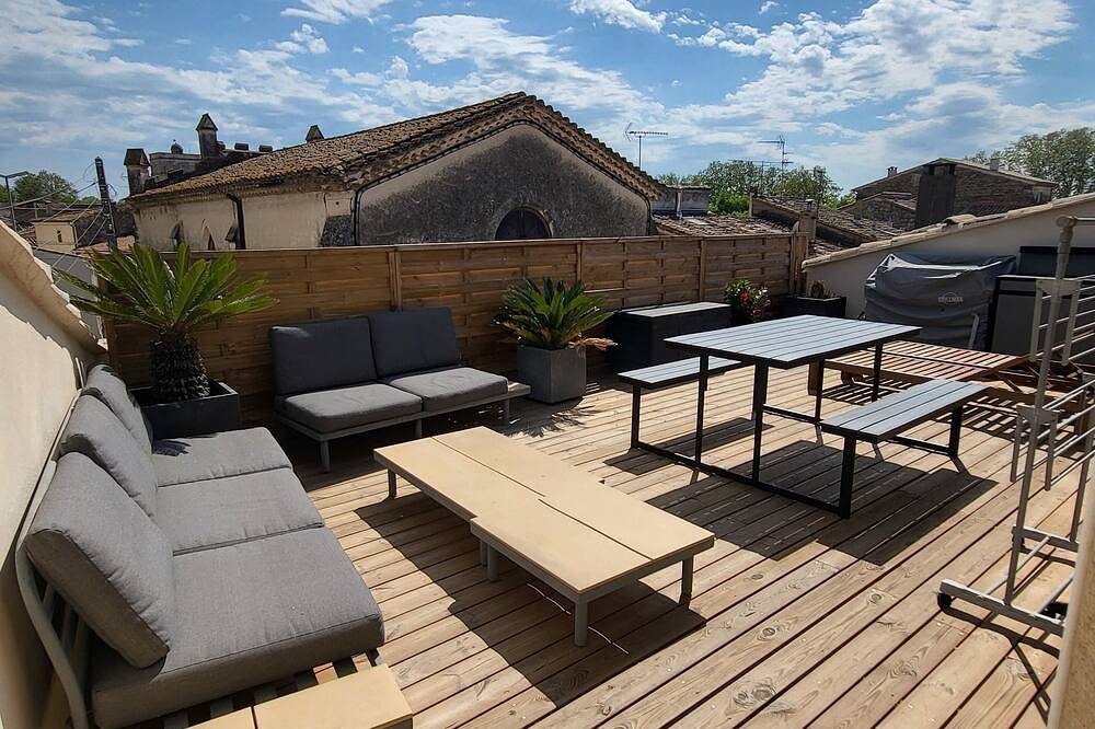 Maison Dans le Centre Ville. Idéale Pour les Petites Familles in Marsillargues, Côte d'Améthyste