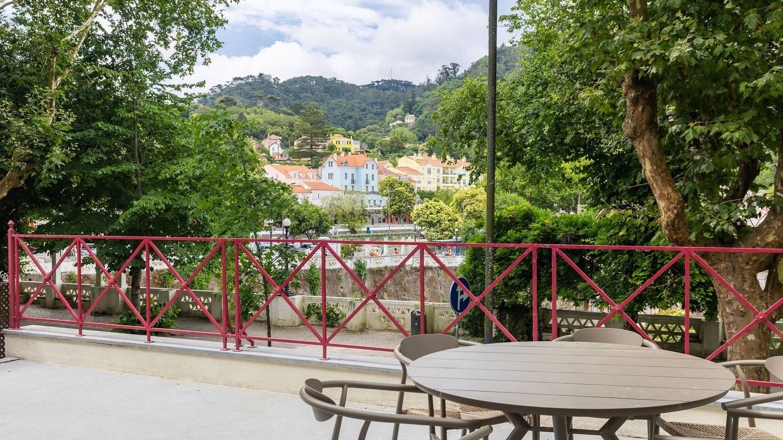 Apartamento entero, Apartamento de vacaciones para 6 personas con terraza in Sintra, Costa de Lisboa