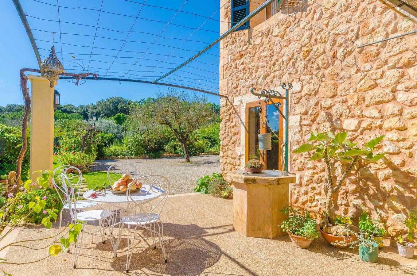 Villa voor 6 personen met terras in Campanet, Mallorca Binnenland