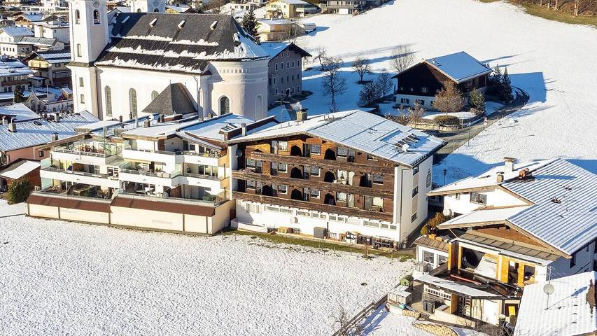Hütte für 2 Personen, mit Balkon, mit Haustier in Brixen im Thale