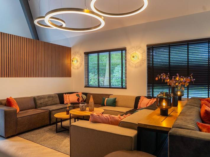 Villa in Oirschot mit Spa für 18 Von Belvilla in Oirschot, Nordbrabant