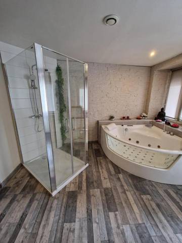 Gîte pour 2 personnes, avec terrasse et jacuzzi à Masevaux