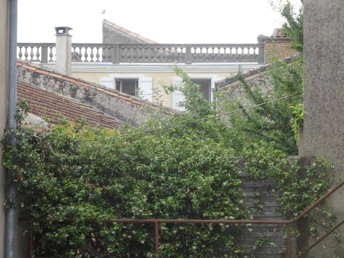 Appartement entier, Studio au Centre d'Art Arkad in Auvillar, Tarn-et-Garonne