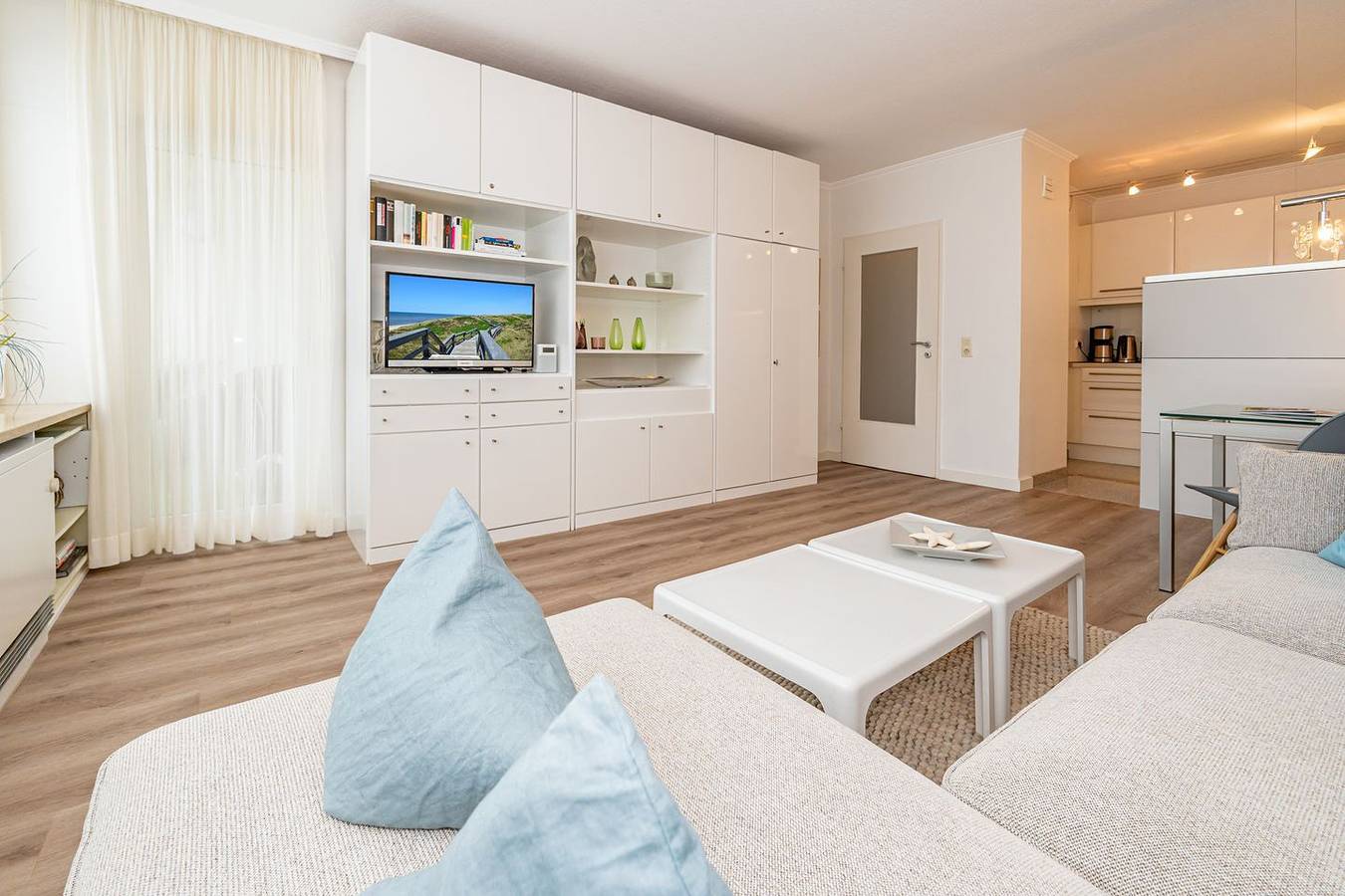 Ganze Wohnung, Komfortable Ferienwohnung Lieblingsplatz mit Balkon und privatem Parkplatz auf Sylt in Westerland, Sylt (Gemeinde)
