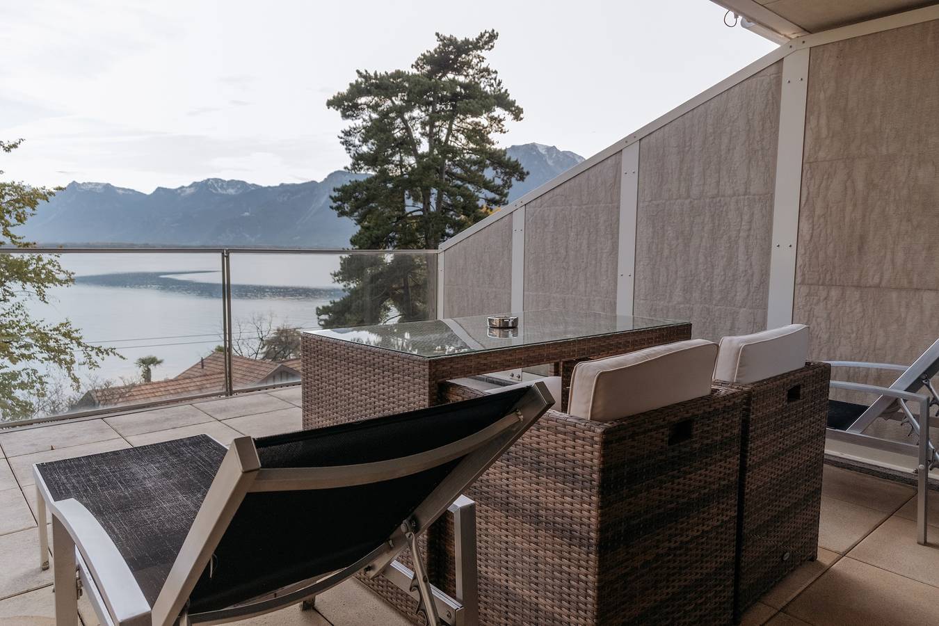 Ganze Wohnung, Ferienwohnung für 4 Personen mit Terrasse in Montreux, Genfer See