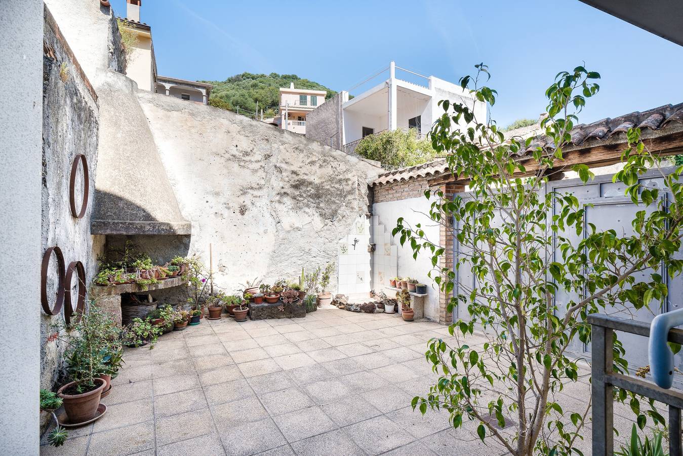 Entire apartment, Apartment 'Santu Jorji' with Mountain View, Wi-Fi and Air Conditioning in Oniài, Onifai