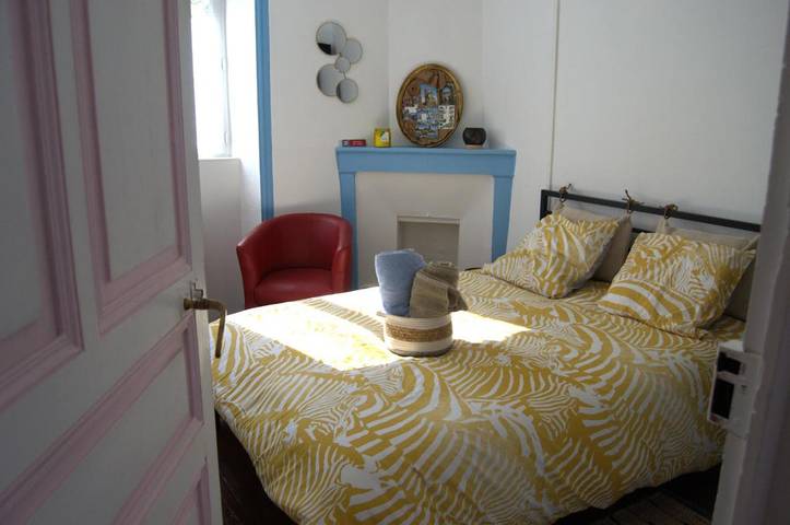 Gîte pour 2 personnes, avec vue ainsi que jardin et terrasse à Vorey - 2