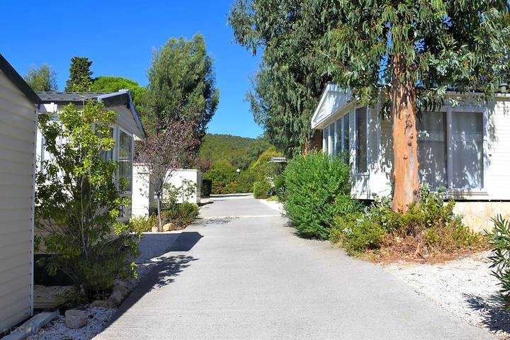 Mobile home for 4 people, with pool and terrace, with pets - 1