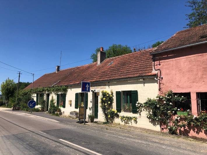 Location de vacances pour 2 personnes, avec terrasse et vue, animaux acceptés à Baulne-en-Brie - 2