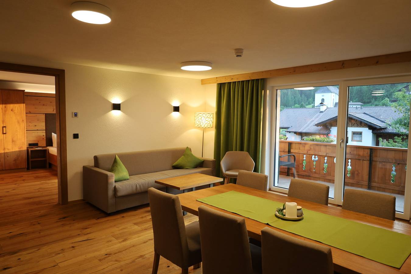 Ganze Ferienwohnung, Appartement Strolz - Kohlberg 306 in Bichlbach, Ammergauer Alpen (Österreich)