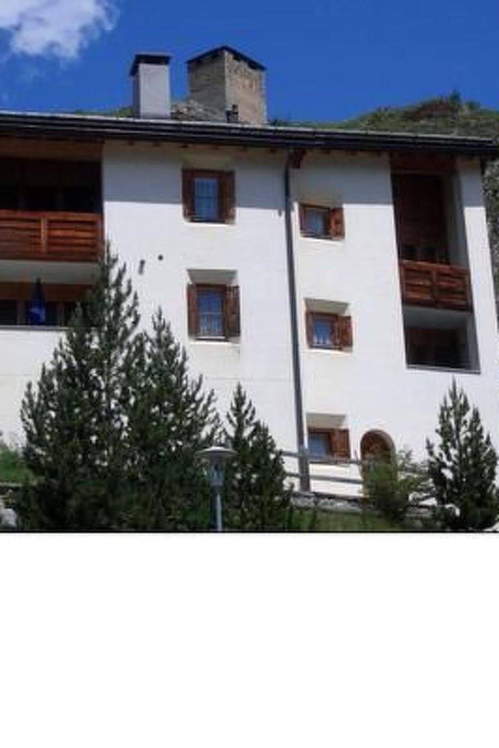 Trais Fluors in Ardez, Unterengadin