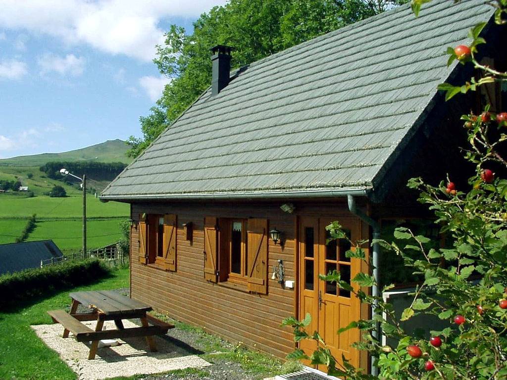 Chalet le Cantou, Chambon-sur-Lac in Chambon-sur-Lac, Parc naturel régional des Volcans d'Auvergne
