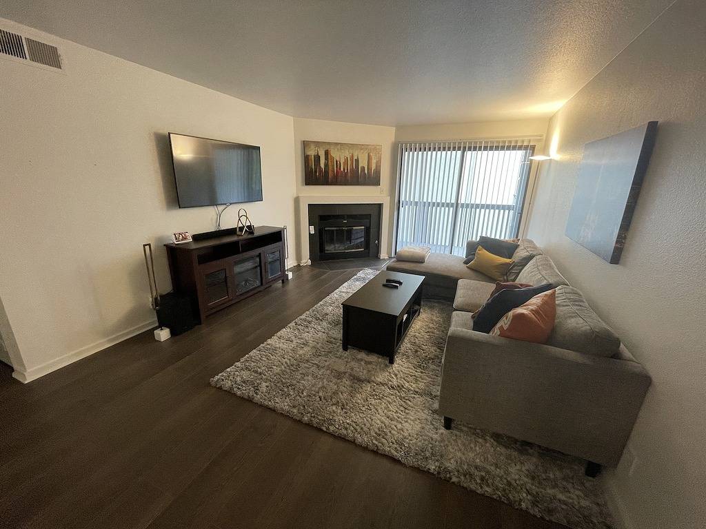 Ganze Wohnung, Beautiful condo located minutes from downtown Hayward. in Hayward (CA), Alameda County