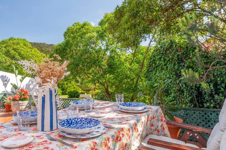 Location de vacances pour 10 personnes, avec jardin et balcon dans Colares - 2