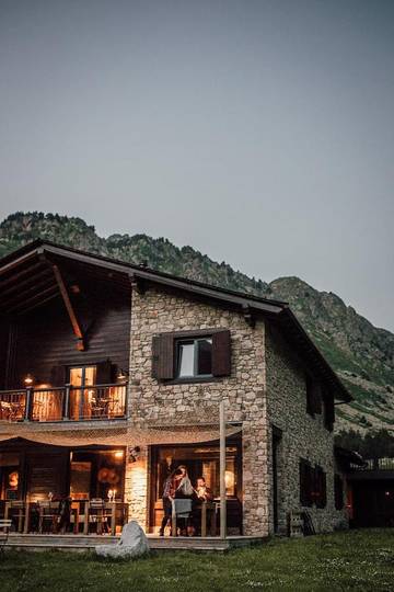 Hôtel pour 4 personnes, avec vue et jardin dans Incles