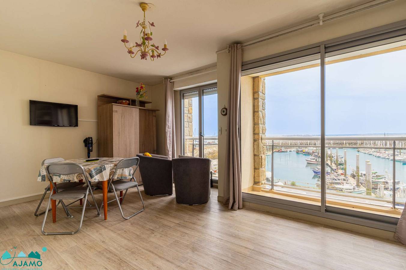 Appartement de vacances entier, Studio vue mer au port | 2 personnes | in Saint-Cast-le-Guildo, Région de Dinan